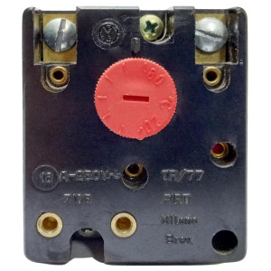 Termostato Calentador de agua T105 TR/77 16AMP 250V 270mm temp 20 + 80C (Italiano)  Termostato Calentador de agua T105 TR/77 16AMP 250V 270mm temp 20 + 80C (Italiano)